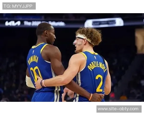 勇士有意与雄鹿进行交易提供巴特勒库明加波杰及选秀权组合